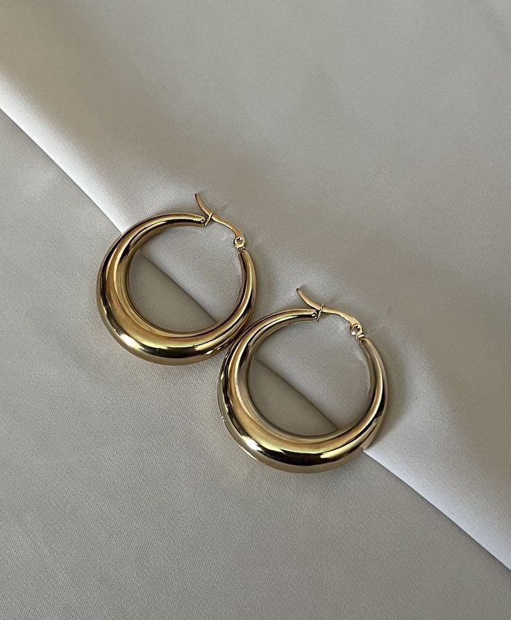 ✨ Boucles d’oreilles rondes minimalistes – Acier inoxydable ✨