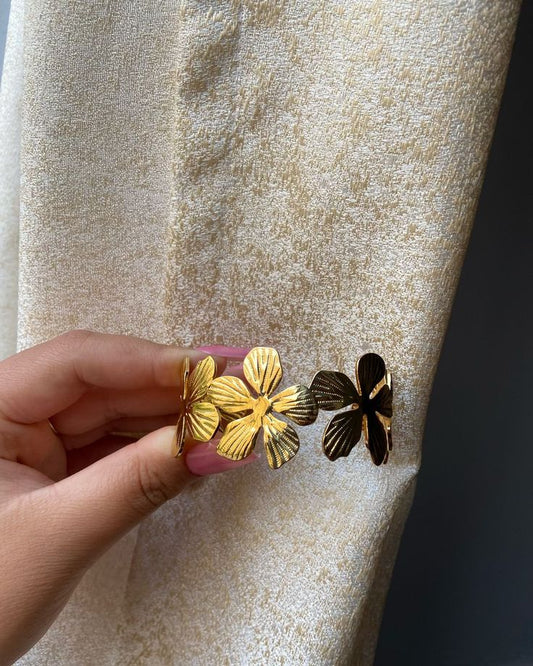 Lot bracelet + bague + boucles fleur